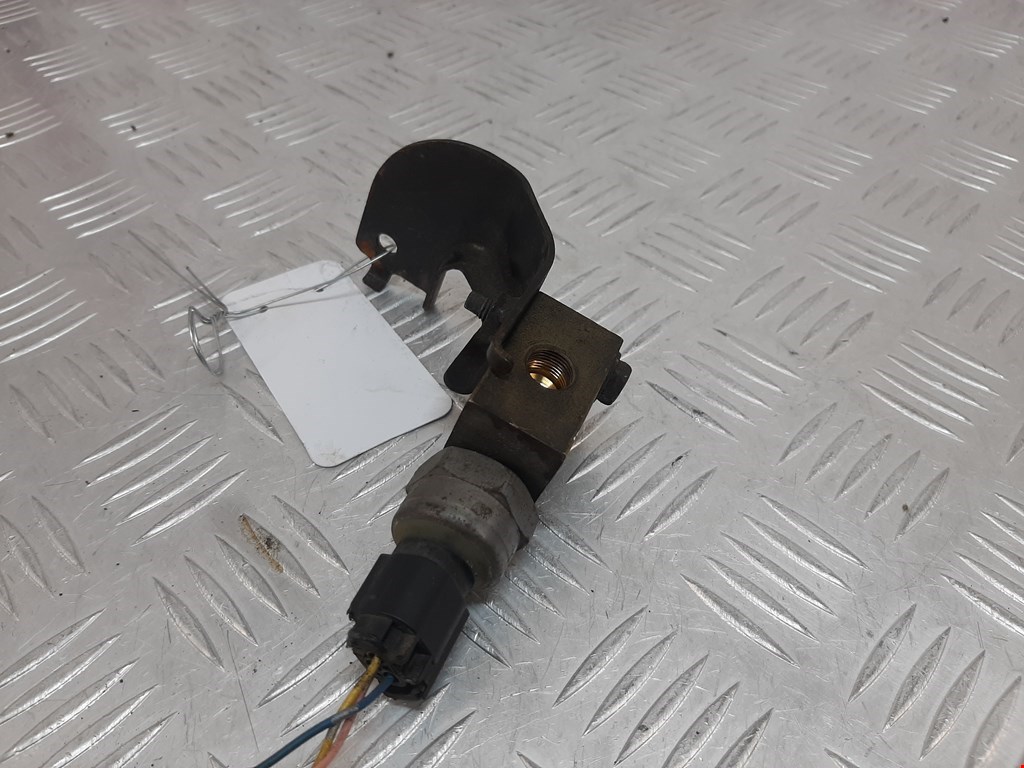 Датчик ABS передний левый NISSAN Pathfinder R51M 2004-2014