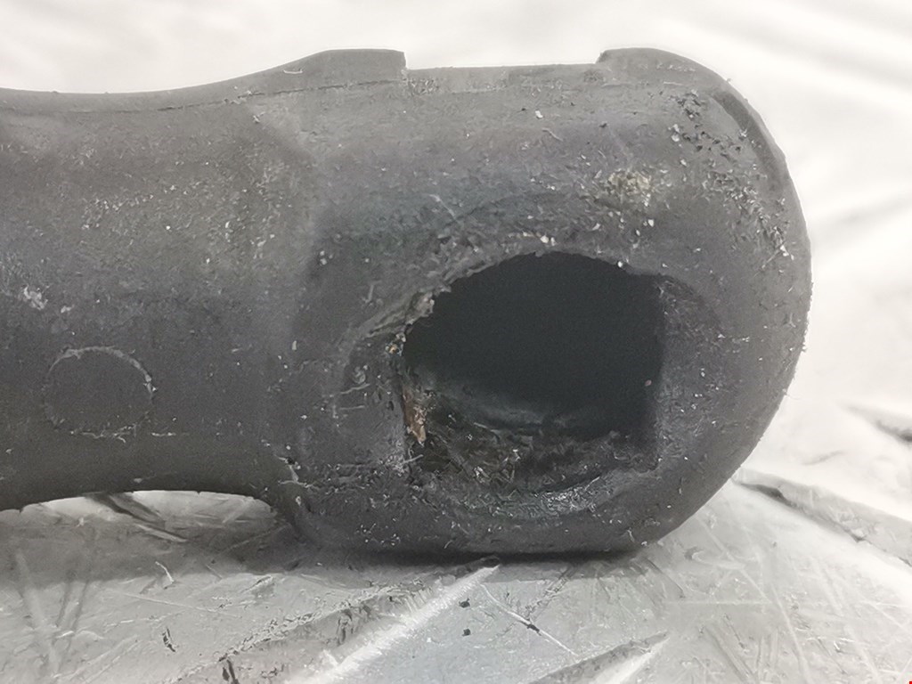 Амортизатор капота левый=правый OPEL Astra H/Family 2004-2015