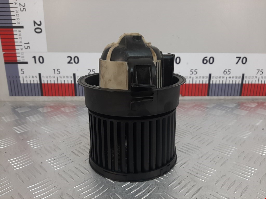 Моторчик (мотор) отопителя салона CITROEN C3 Picasso 2009-2017