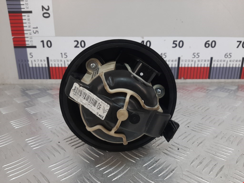 Моторчик (мотор) отопителя салона CITROEN C3 Picasso 2009-2017