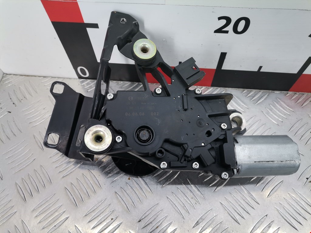 Моторчик стеклоочистителя задний BMW 5er 5 серия E60/E61 2003-2010