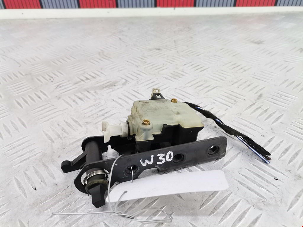 Активатор замка багажника LAND ROVER Range Rover 2002-2012