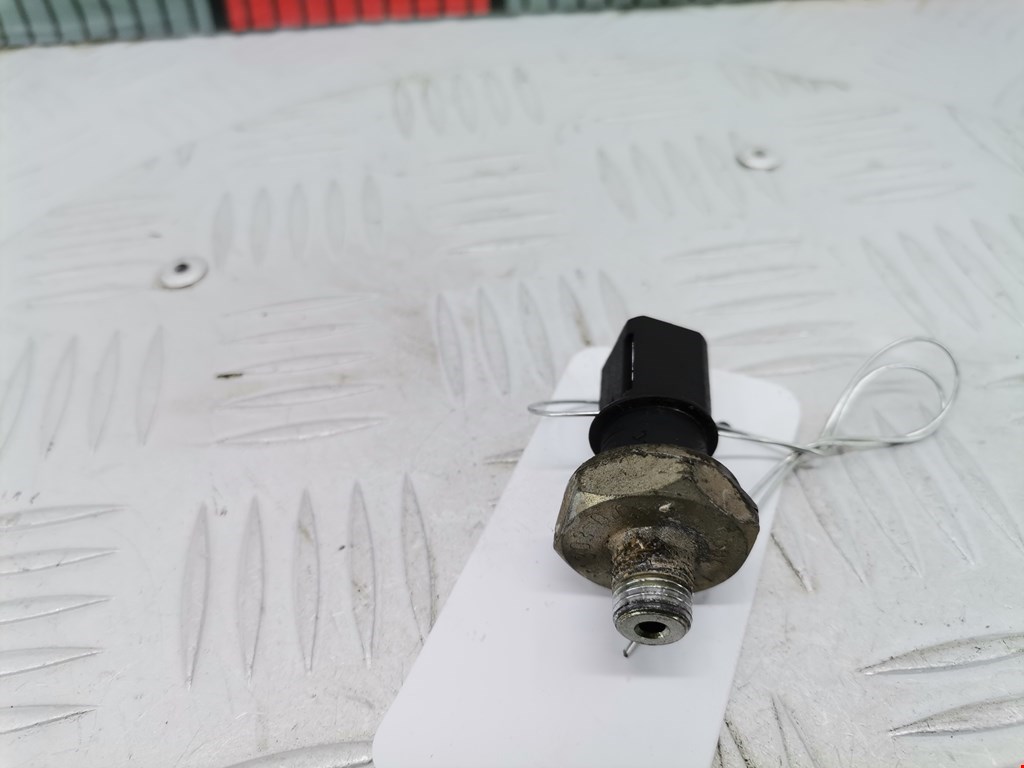 Датчик давления масла NISSAN Almera Tino 2000-2006