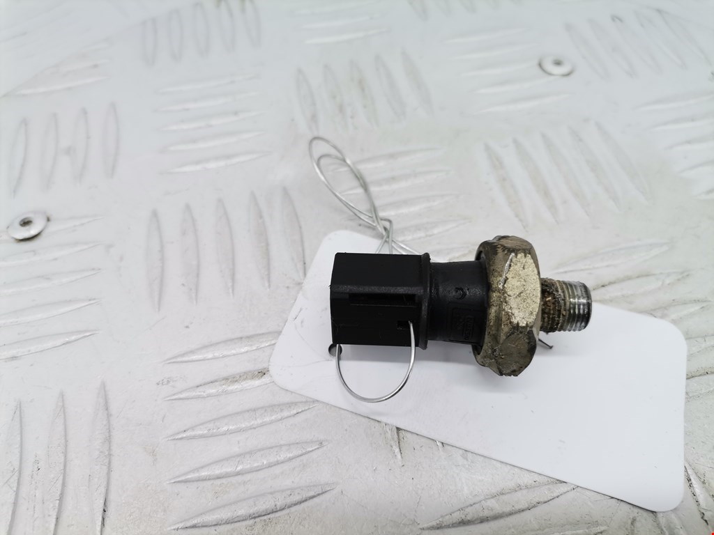 Датчик давления масла NISSAN Almera Tino 2000-2006