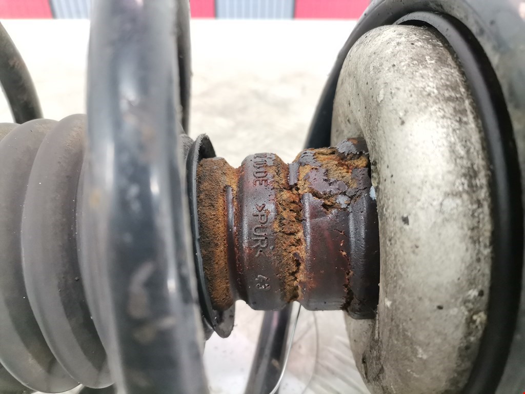 Амортизатор передний правый BMW 5er 5 серия E60/E61 2003-2010