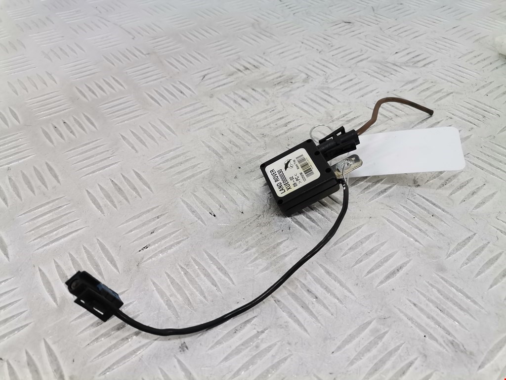 Усилитель антенны LAND ROVER Range Rover 2002-2012