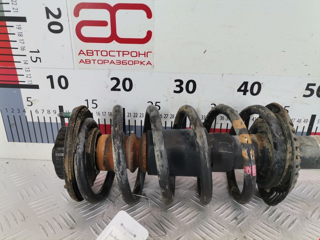 Амортизатор передний правый VOLKSWAGEN Passat B5 1997-2005