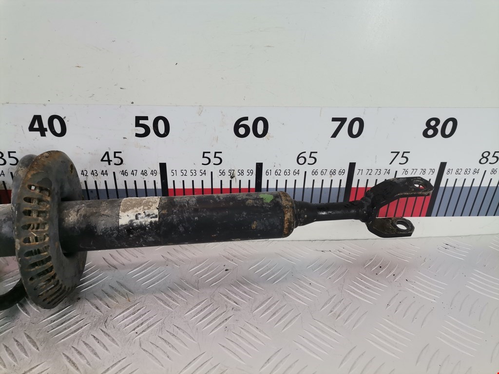 Амортизатор передний правый VOLKSWAGEN Passat B5 1997-2005