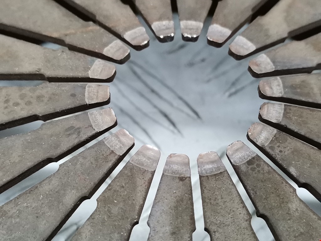 Маховик (демпфер сцепления) NISSAN Kubistar 2003-2008