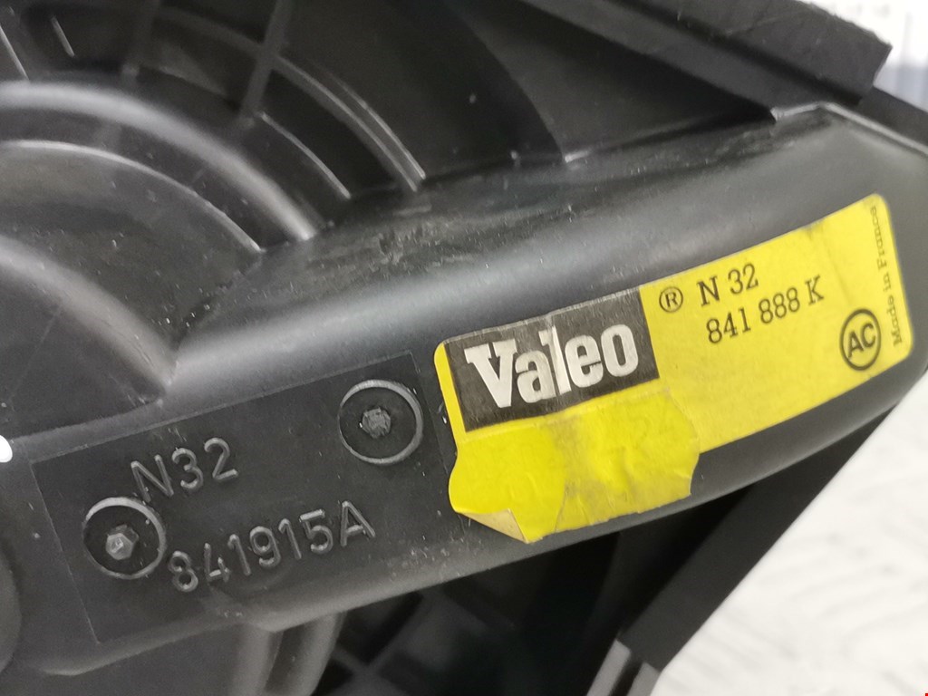 Моторчик (мотор) отопителя салона CITROEN Xantia 1993-2002