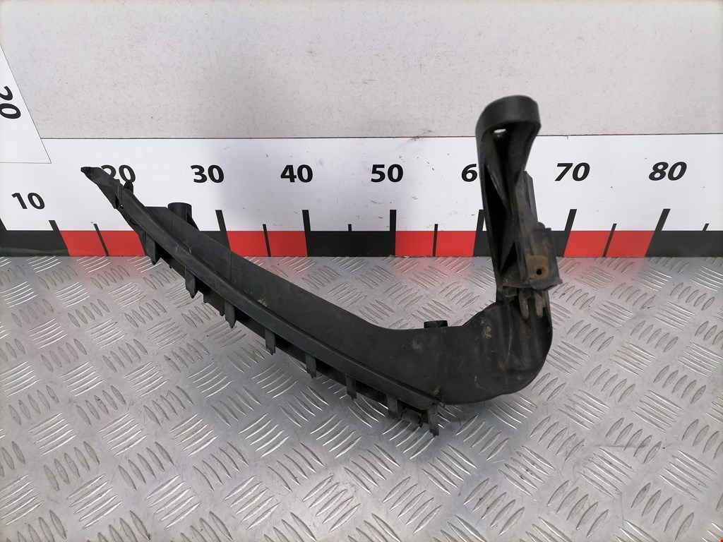 Кронштейн фары правый AUDI A5 2007-2016