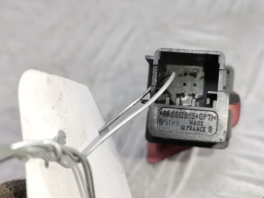 Кнопка аварийной сигнализации (аварийки) PEUGEOT 307 2001-2008