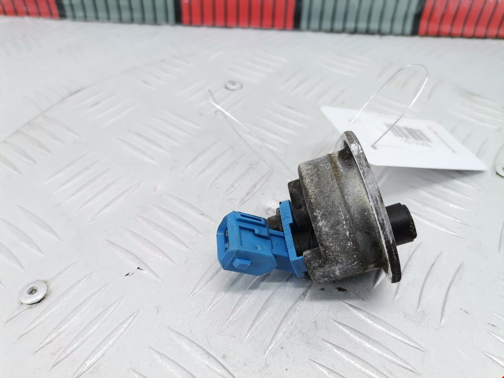 Датчик положения коленвала FORD Fiesta 2001-2008