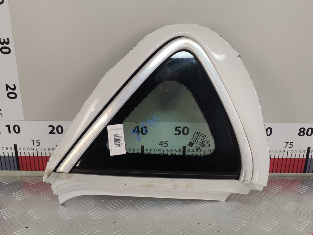 Стекло кузовное глухое левое OPEL Astra J 2009-2017