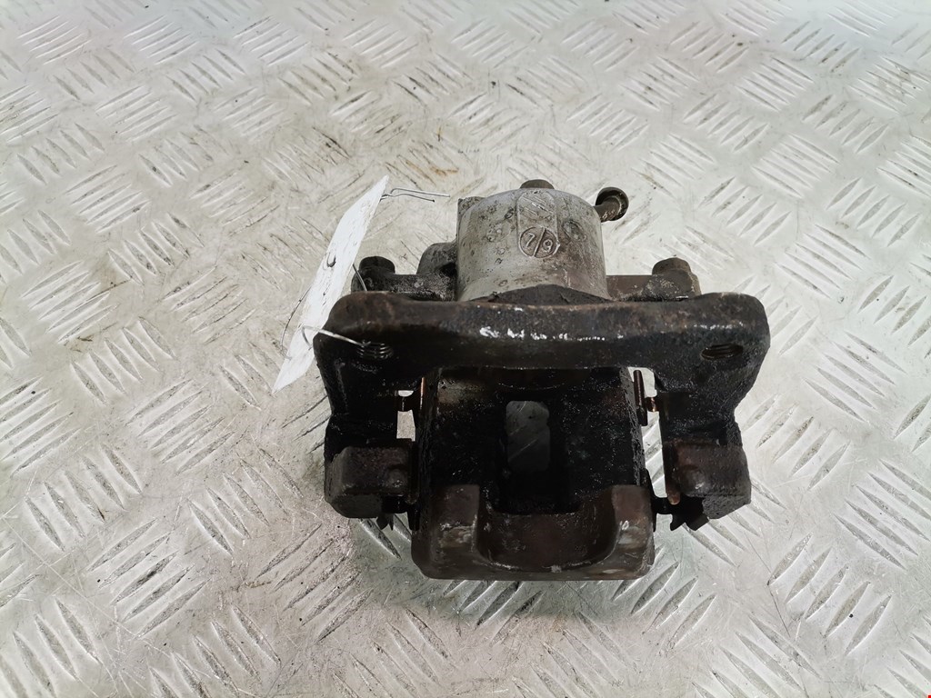 Суппорт задний правый TOYOTA RAV 4 XA30 2006-2012