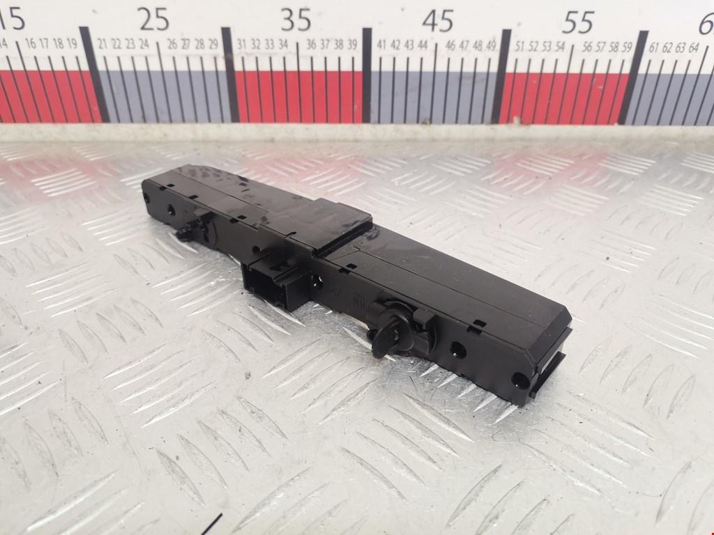 Кнопка аварийной сигнализации (аварийки) OPEL Zafira B 2005-2012