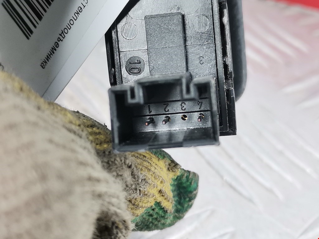 Кнопка стеклоподъемника VOLKSWAGEN Golf VI 2009-2012