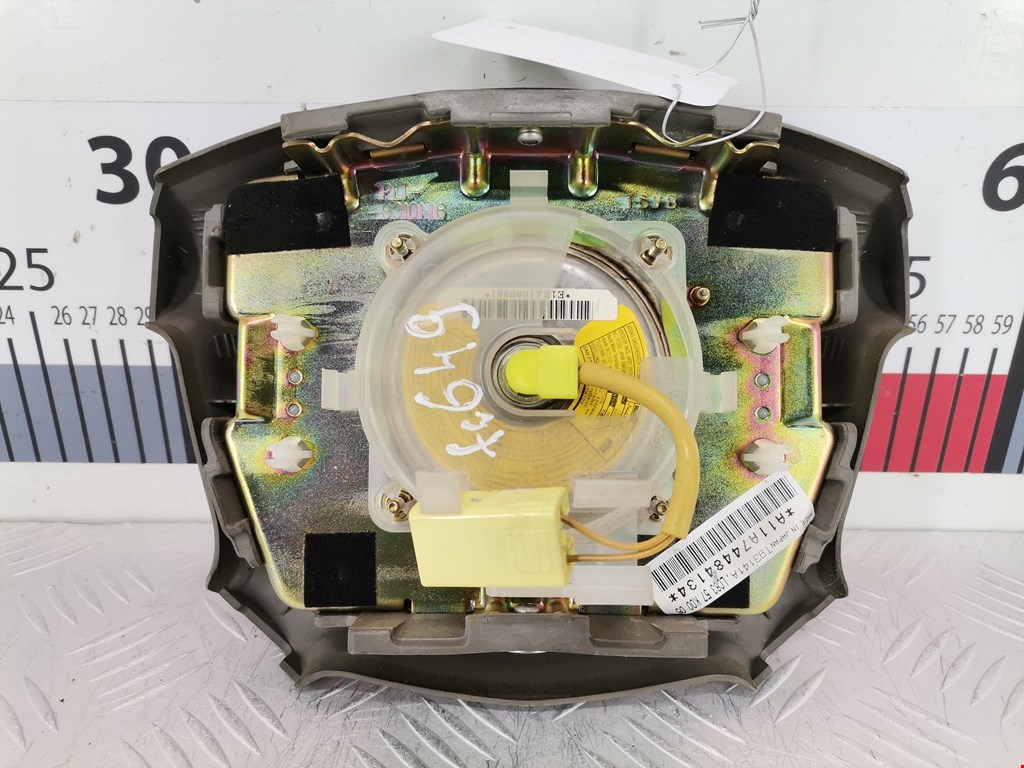 Подушка безопасности в рулевое колесо MAZDA Premacy CP 1999-2004