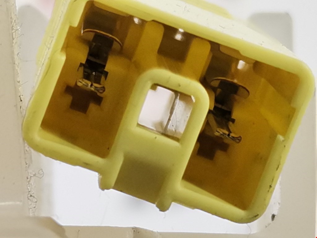 Подушка безопасности в рулевое колесо MAZDA Premacy CP 1999-2004