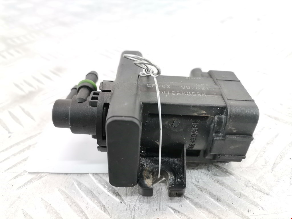 Клапан воздушного фильтра Peugeot 308 (2007-2015)