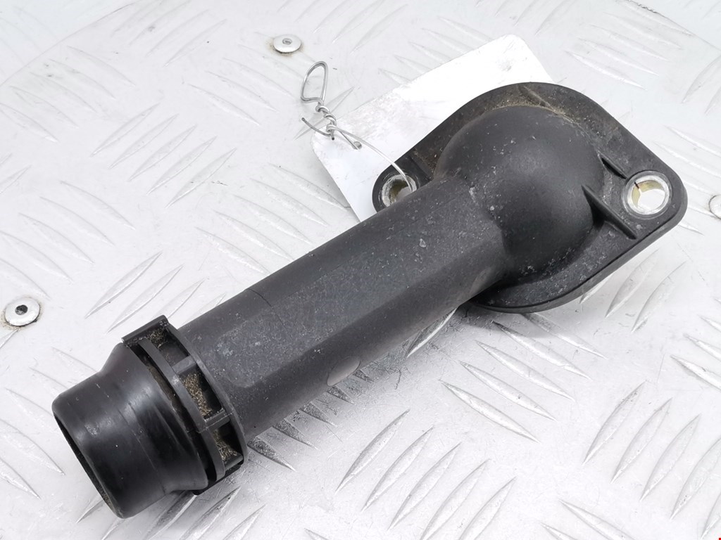 Корпус термостата VOLKSWAGEN Passat B5 1997-2005