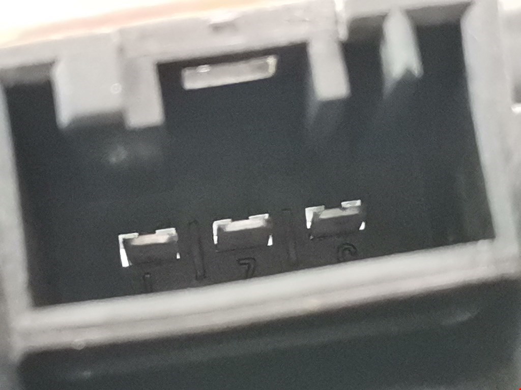 Фонарь задний внутренний правый BMW 3er E46 1998-2006