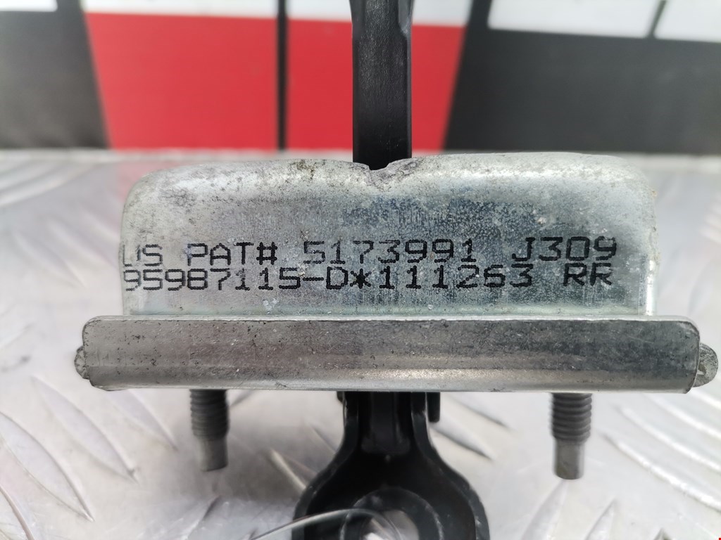 Ограничитель открывания двери CHEVROLET Orlando 2011-2015