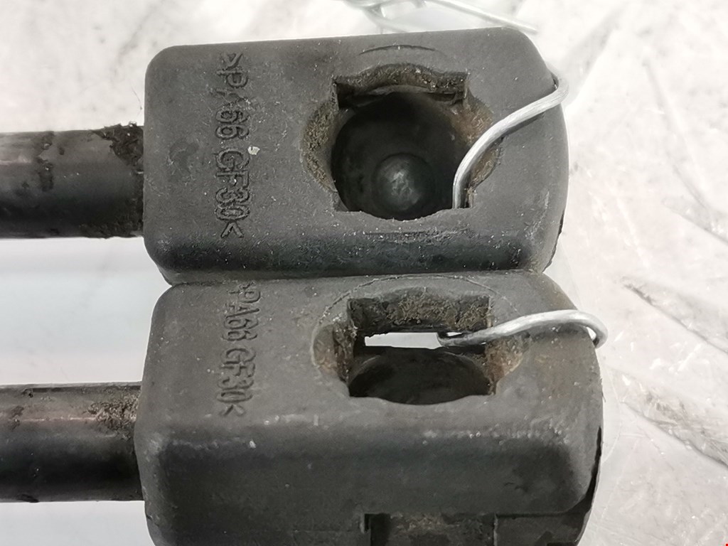 Амортизатор крышки (двери) багажника SKODA Octavia A4 1U- 1997-2010