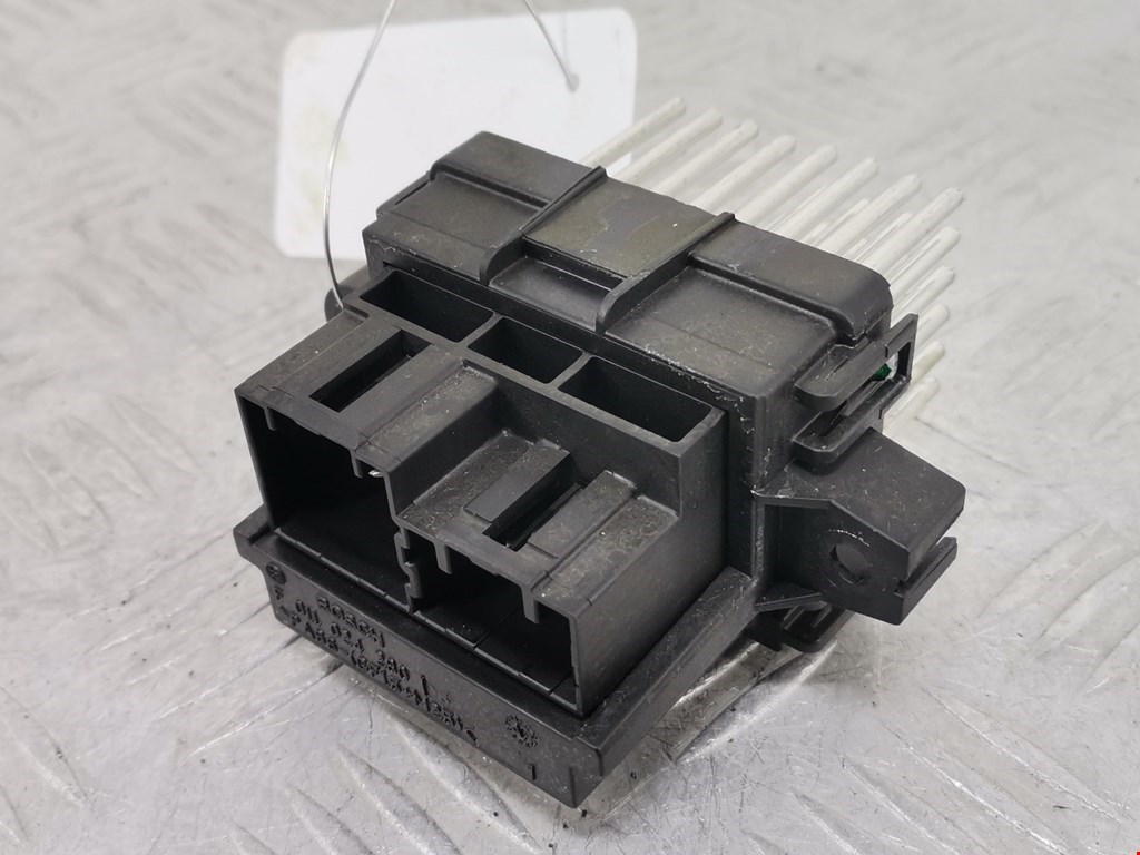 Резистор отопителя (сопротивление печки) OPEL Astra J 2009-2017