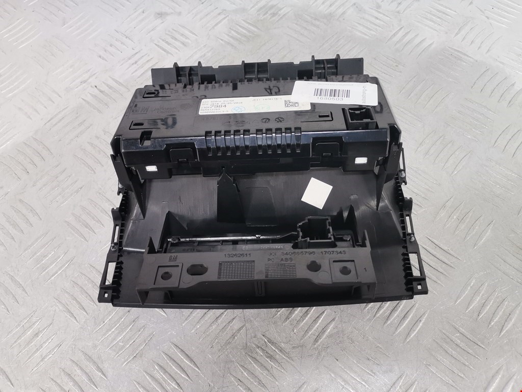 Дисплей информационный (компьютера) OPEL Astra J 2009-2017