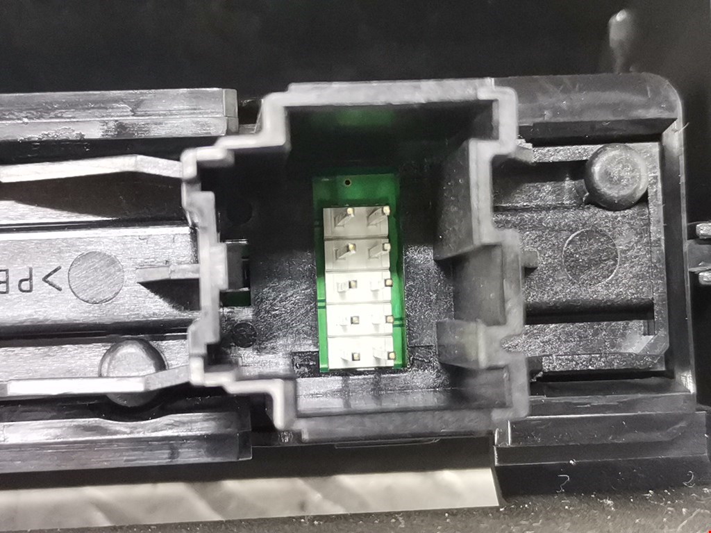 Дисплей информационный (компьютера) OPEL Astra J 2009-2017