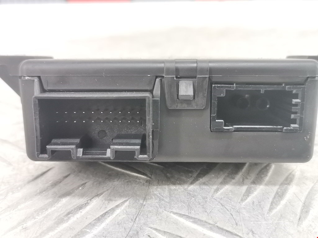 Блок управления парктрониками AUDI A5 2007-2016