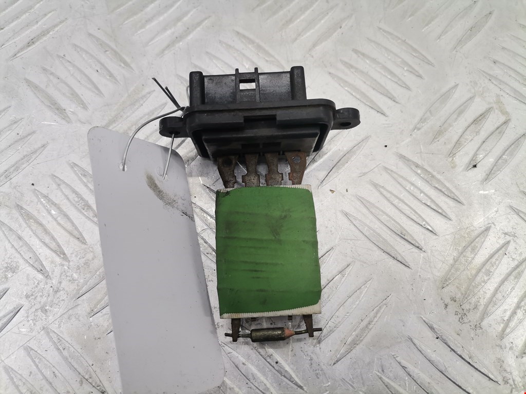 Резистор отопителя (сопротивление печки) MINI Hatch R50/R53 3-door 2001-2006