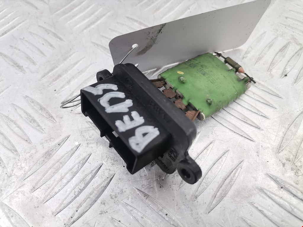 Резистор отопителя (сопротивление печки) MINI Hatch R50/R53 3-door 2001-2006
