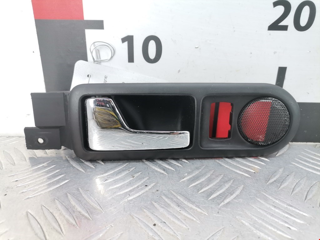 Ручка дверная задняя внутренняя левая VOLKSWAGEN Passat B5 1997-2005