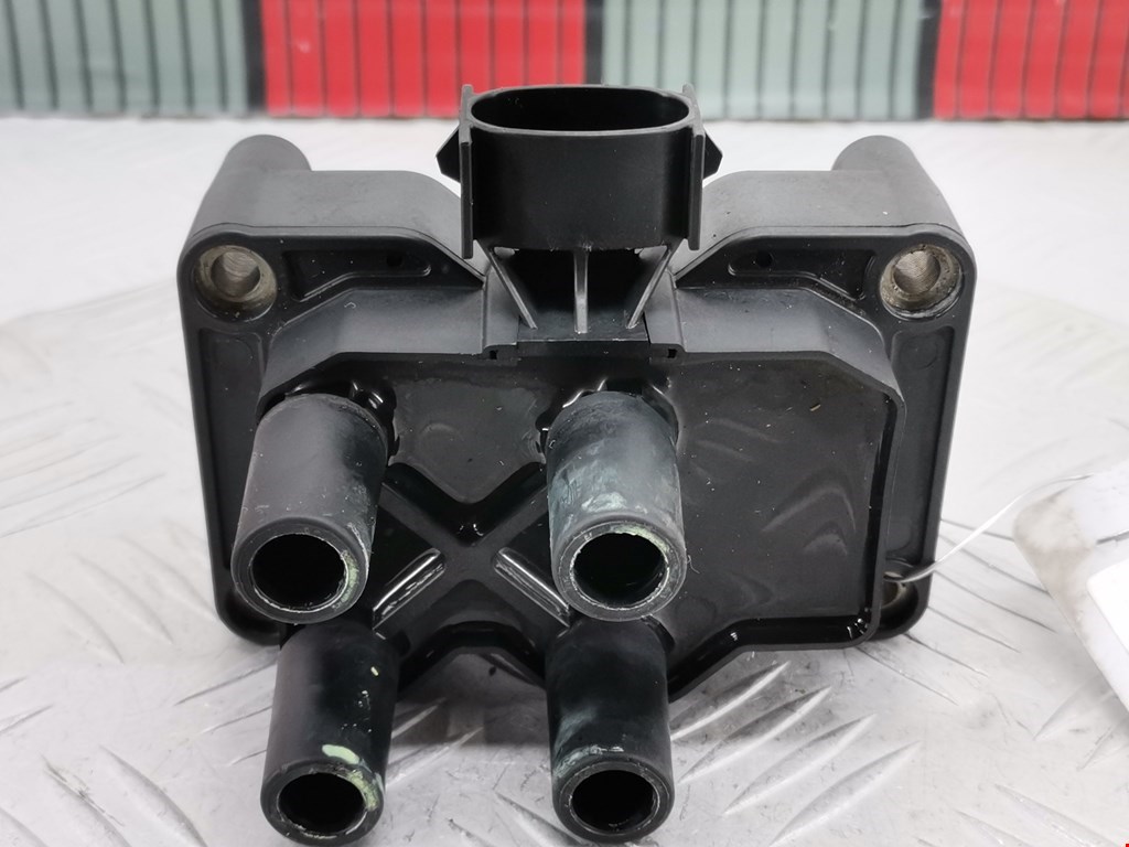 Катушка зажигания FORD Focus I 1998-2005