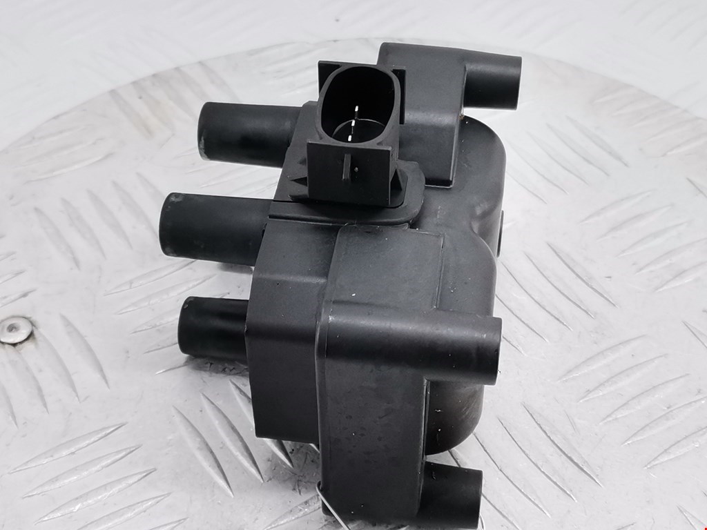 Катушка зажигания FORD Focus I 1998-2005