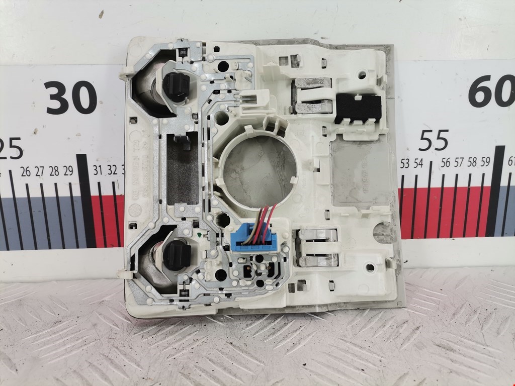 Плафон салонный (салона фонарь) VOLKSWAGEN Golf V 2003-2009