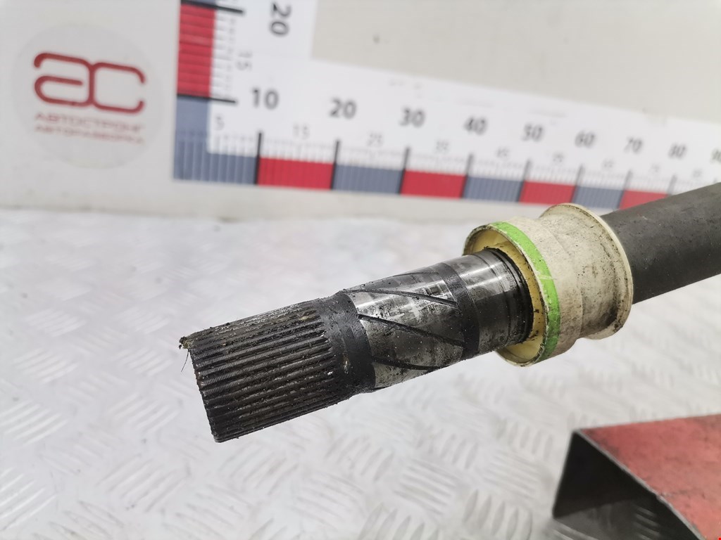 Полуось (привод, приводной вал) передняя правая RENAULT Megane II 2002-2009