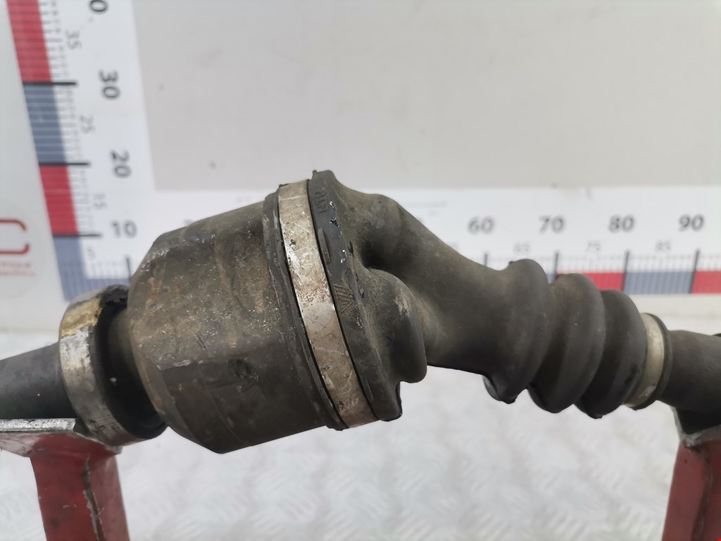 Полуось (привод, приводной вал) передняя правая RENAULT Megane II 2002-2009