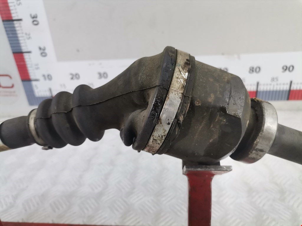 Полуось (привод, приводной вал) передняя правая RENAULT Megane II 2002-2009