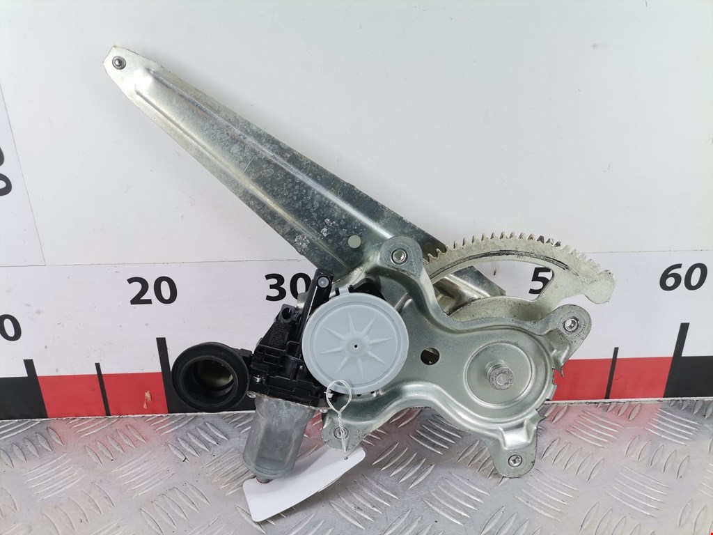 Стеклоподъемник задний правый TOYOTA RAV 4 XA30 2006-2012