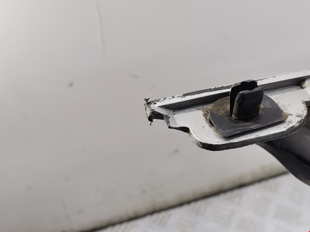 Бампер задний KIA Carnival I 1999-2005