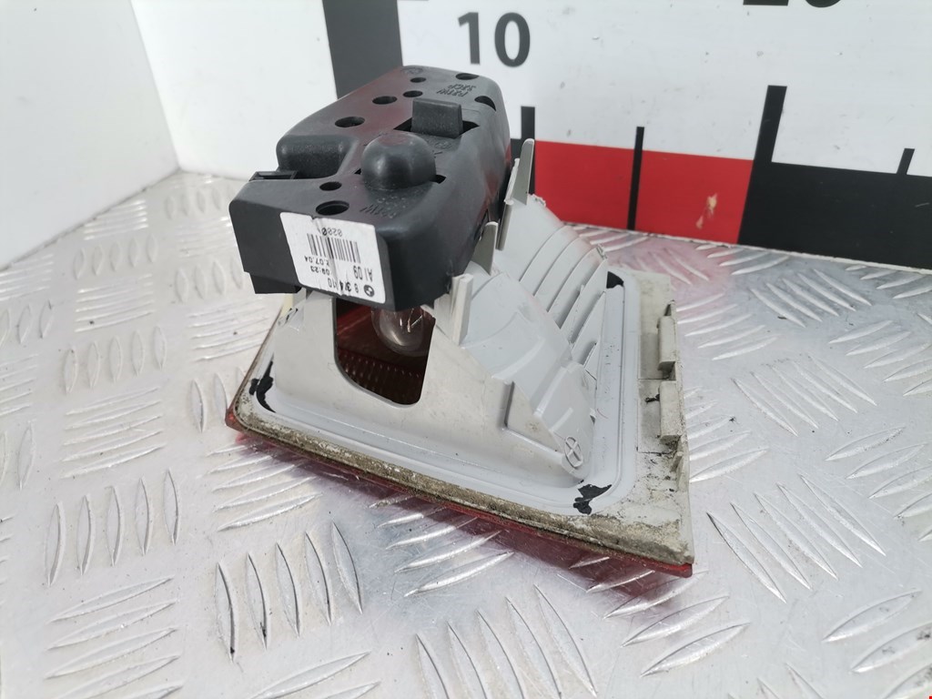 Фонарь задний внутренний правый BMW 3er E46 1998-2006