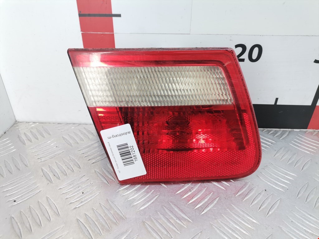 Фонарь крышки багажника левый BMW 3-Series (E46) (1998-2007)