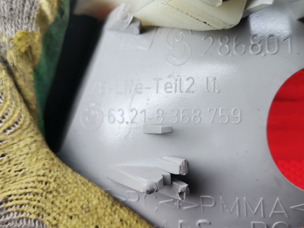 Фонарь задний внутренний левый BMW 3er E46 1998-2006