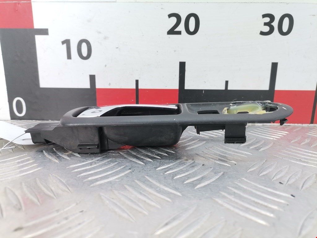 Ручка дверная задняя внутренняя правая VOLKSWAGEN Bora 1998-2005