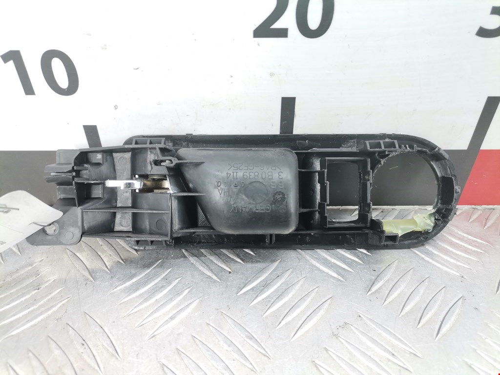 Ручка дверная задняя внутренняя правая VOLKSWAGEN Bora 1998-2005