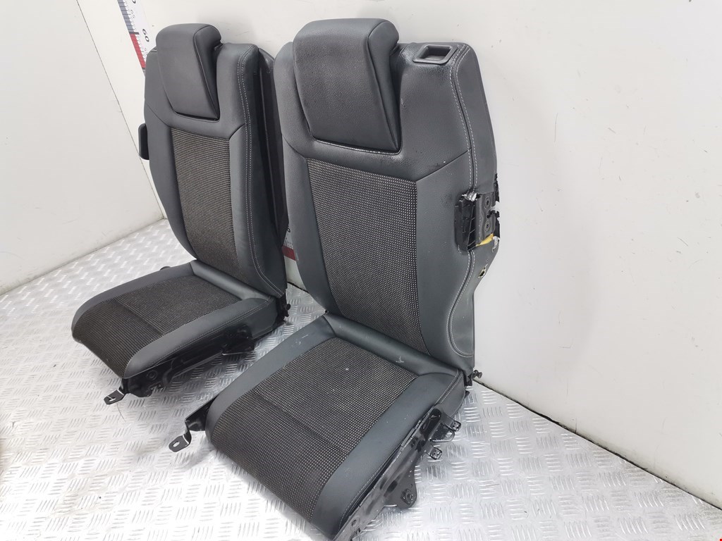 Задний диван OPEL Zafira B 2005-2012