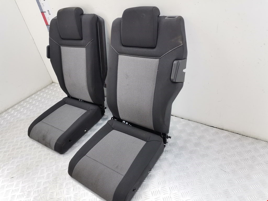 Задний диван OPEL Zafira B 2005-2012